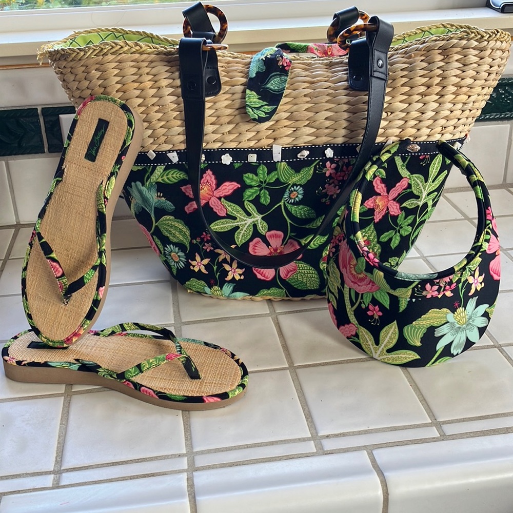 Vera Bradley Beach Set